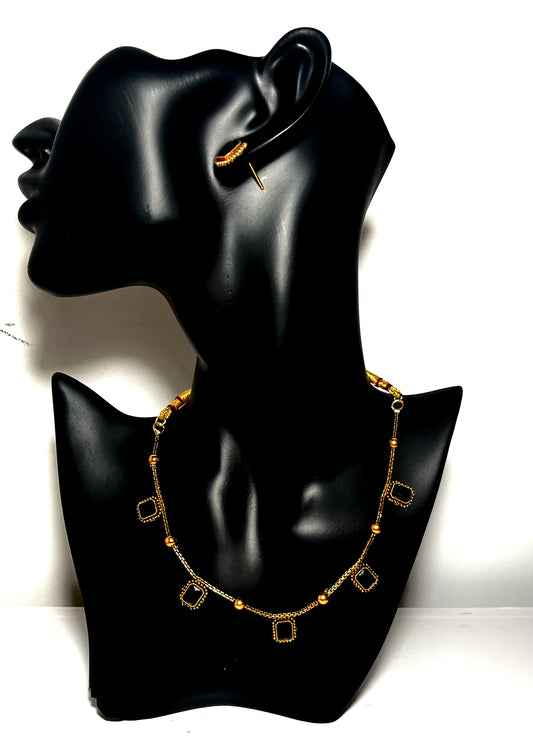 Gold and Black Stone Necklace Set