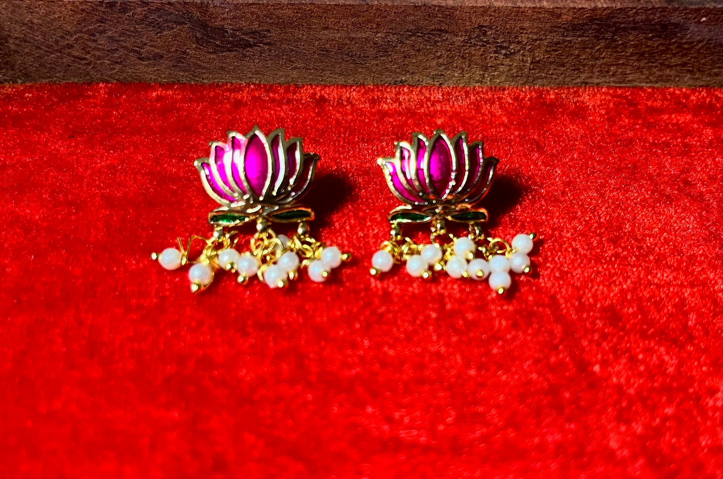 Lotus Pearl Necklace Set