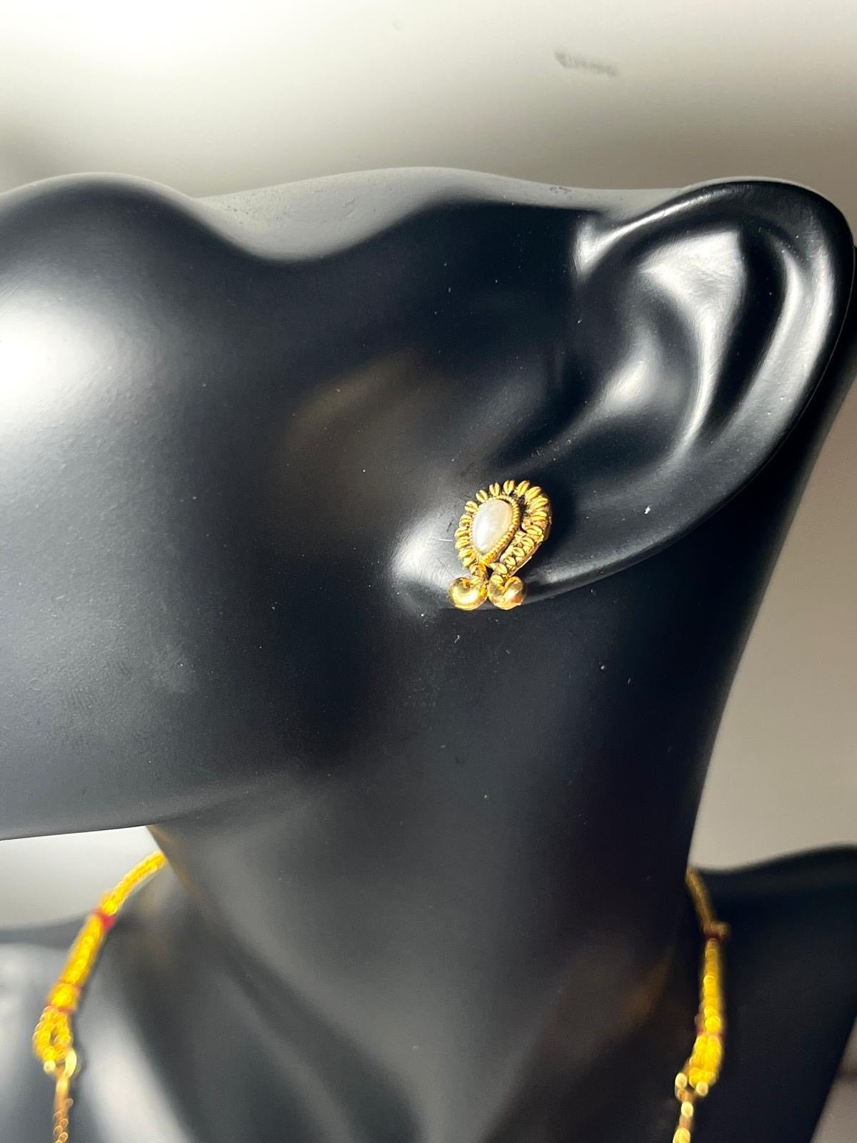 Golden White Embellished Necklace set